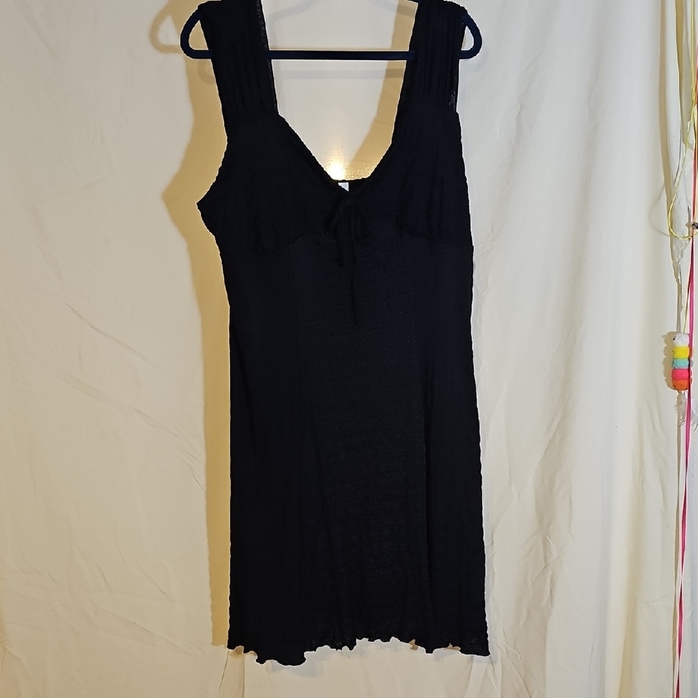 Elegant Black Lace Mini Dress